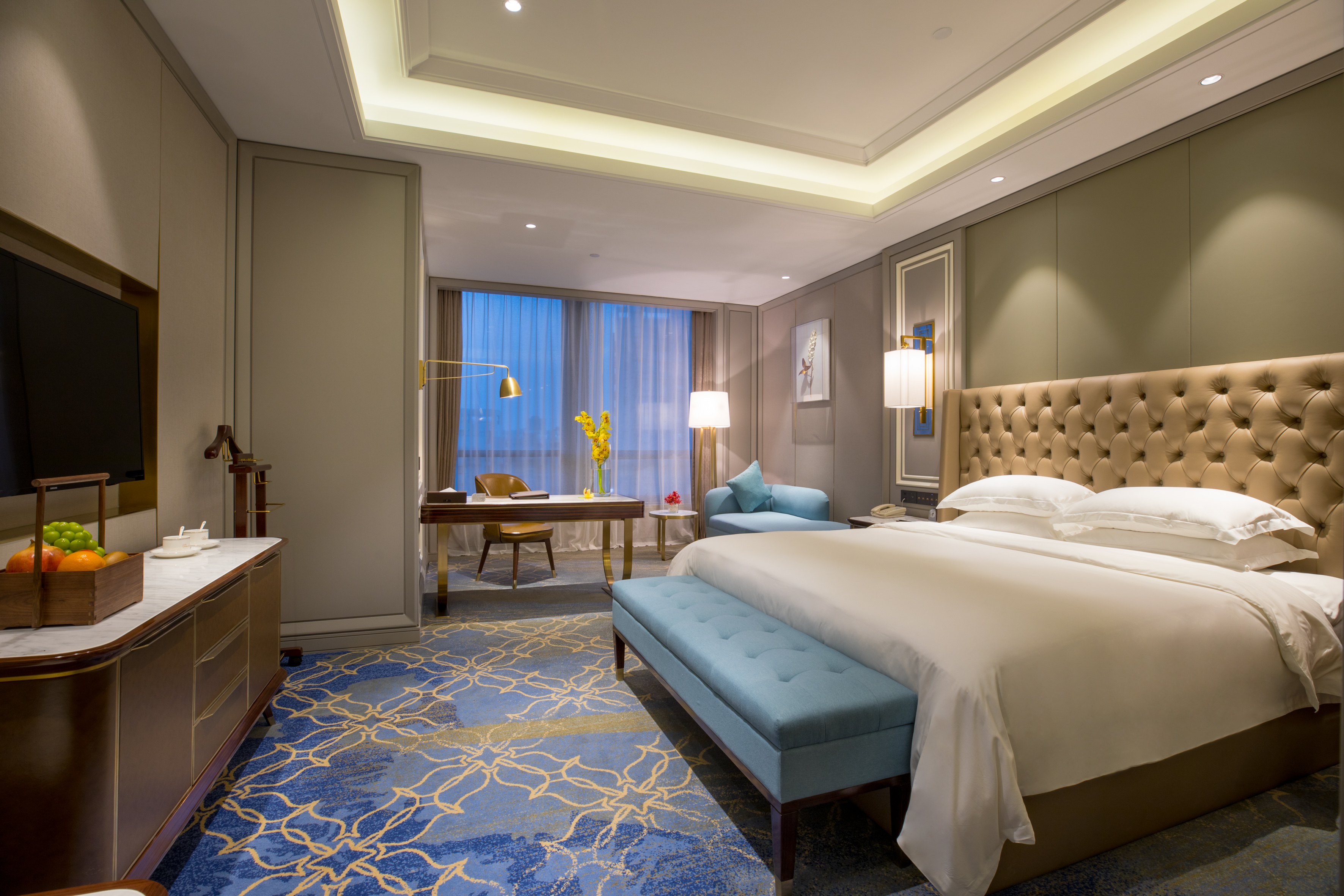 Luxury King Size Room（Including service charge and 2 buffet breakfasts）